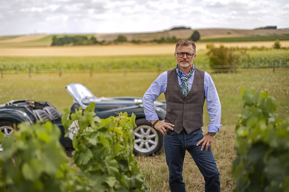 Nicolas RAINON dans les vignes